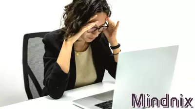 AI Chatbots vs. Human Therapists: Evaluating Mental Health Support in Conflict Zones